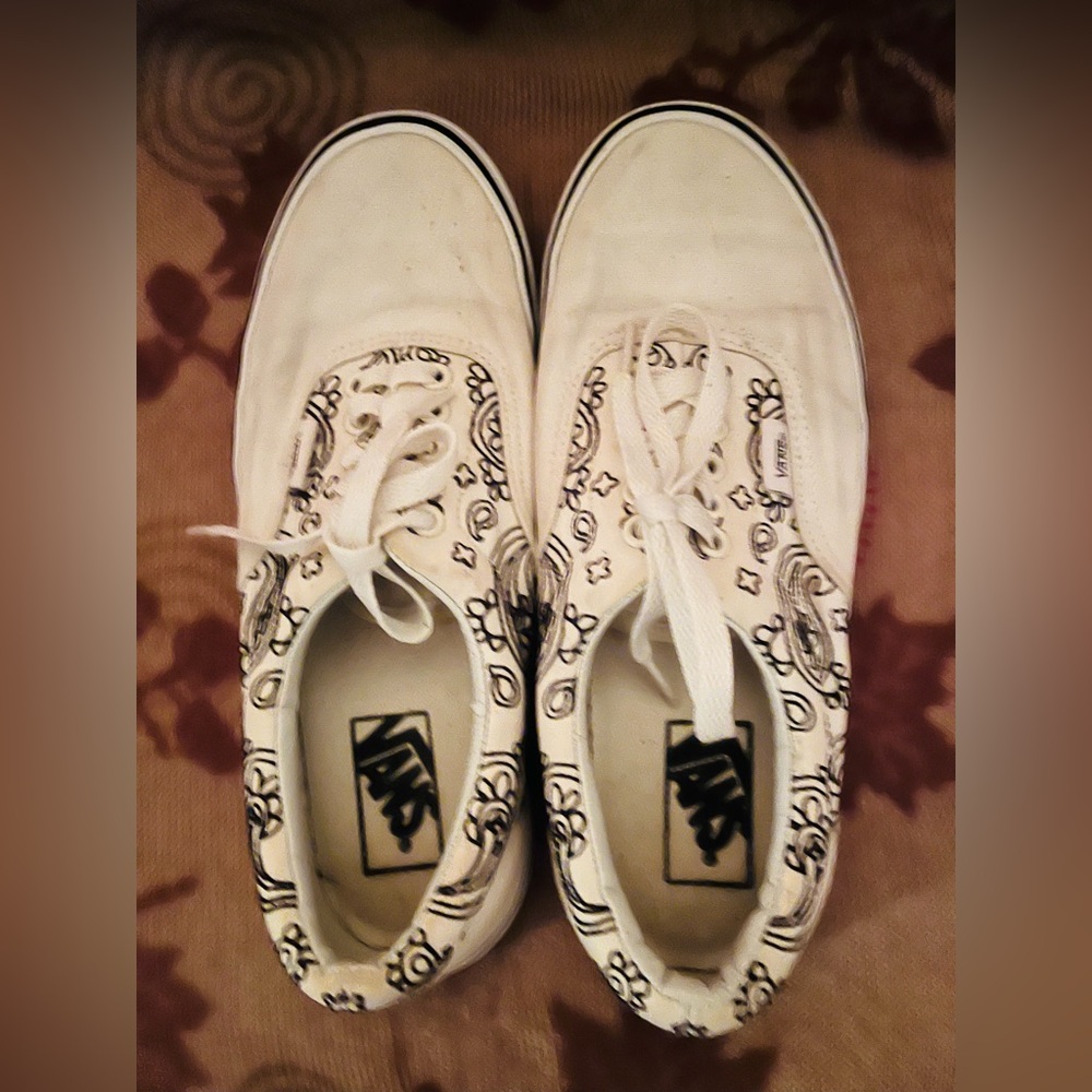 Vans Women's White Sneakers with Black Pattern